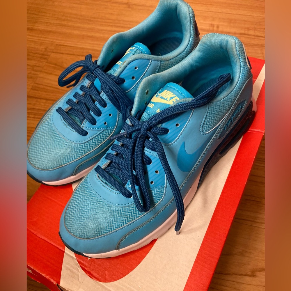 Nike Air MAX 90 Sneakers - Picture 2 of 8